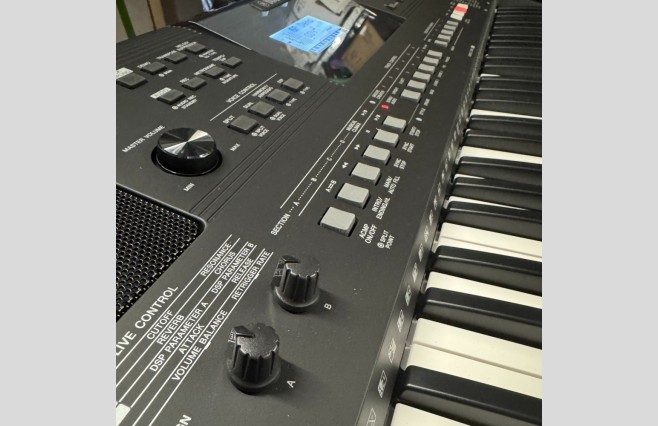 Yamaha PSR-E463 Keyboard, Used (SN:BEYN01197) - Image 6